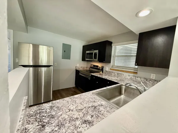 $2,350 | 708 Southwest 81st Avenue, Unit 5A, North Lauderdale, FL 33068