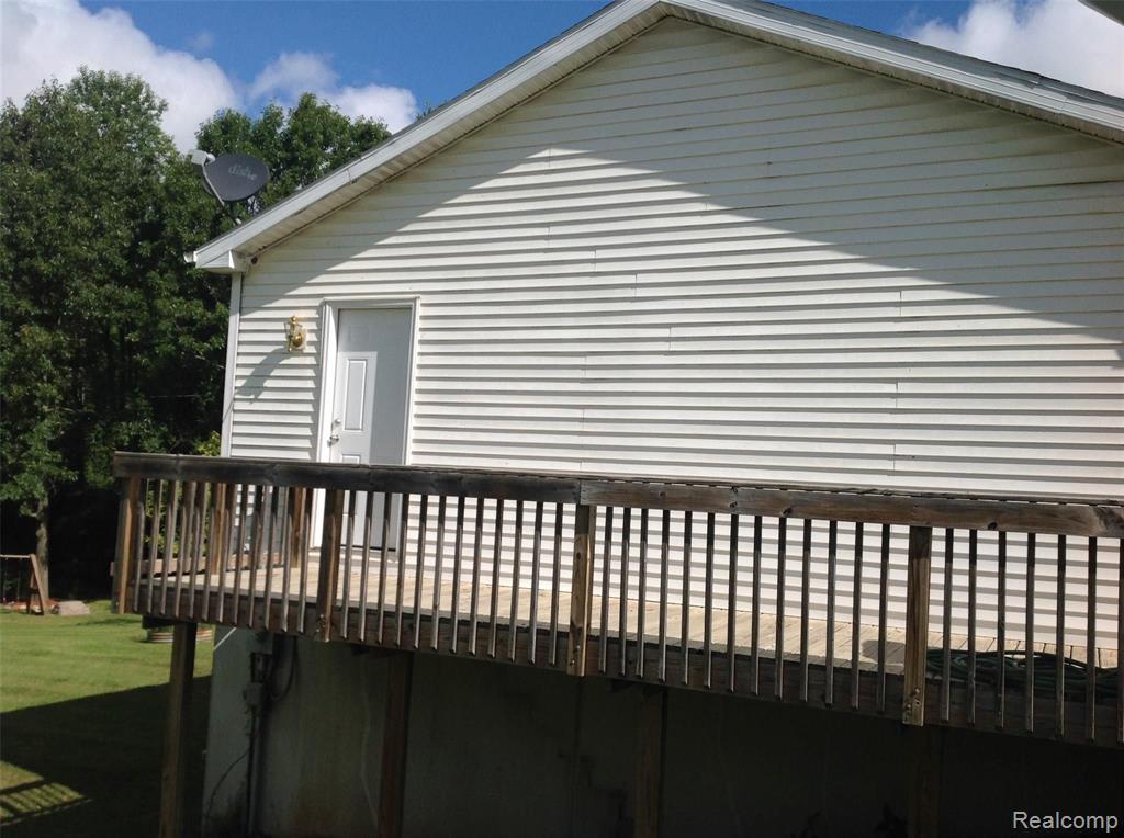 4186 Blood Road Metamora, MI 48455 - Photo 7 of 44