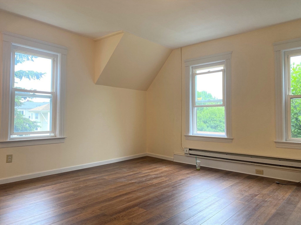 68 Everard Street, Unit 2 Worcester, MA 01605 - Photo 20 of 24