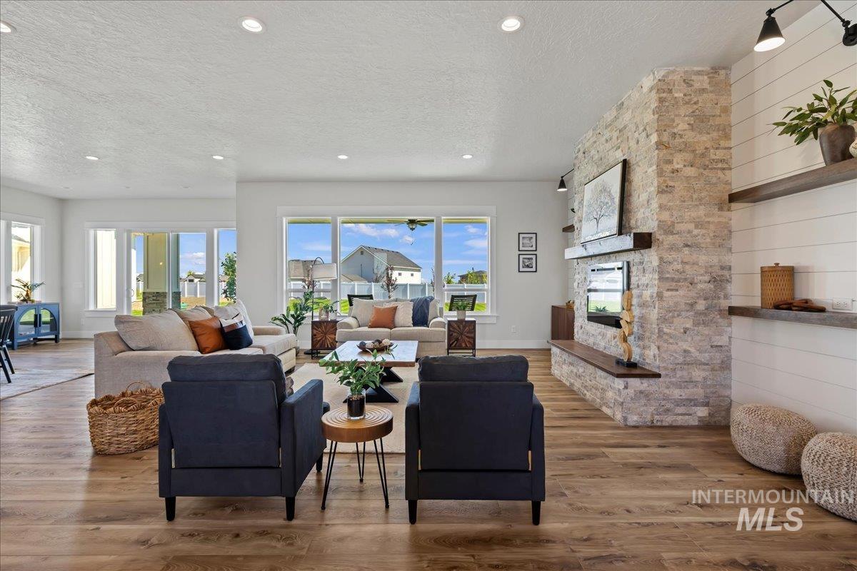 16876 Spring Meadow Drive Caldwell, ID 83607 - Photo 4 of 49