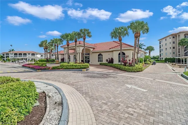 a view of an outdoor space