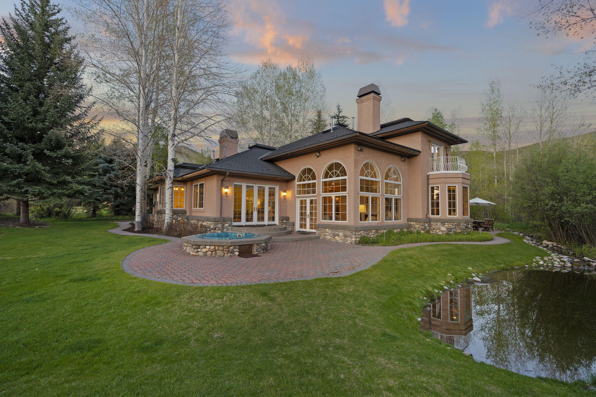 702-704 Morning Star Road Sun Valley, ID 83353 - Photo 26 of 30 Twilight