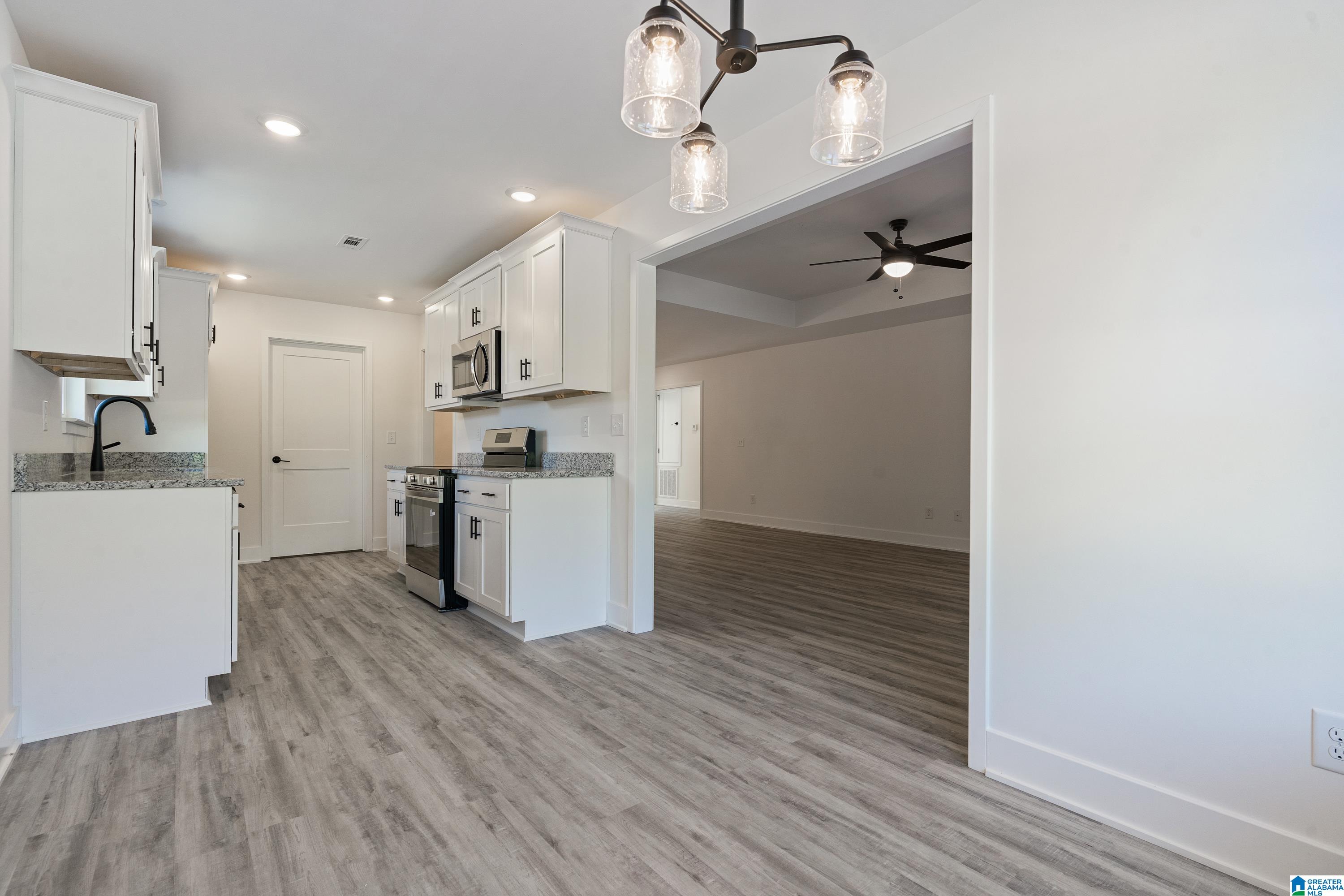 2134 Turquoise Lane Calera, AL 35040 - Photo 15 of 36