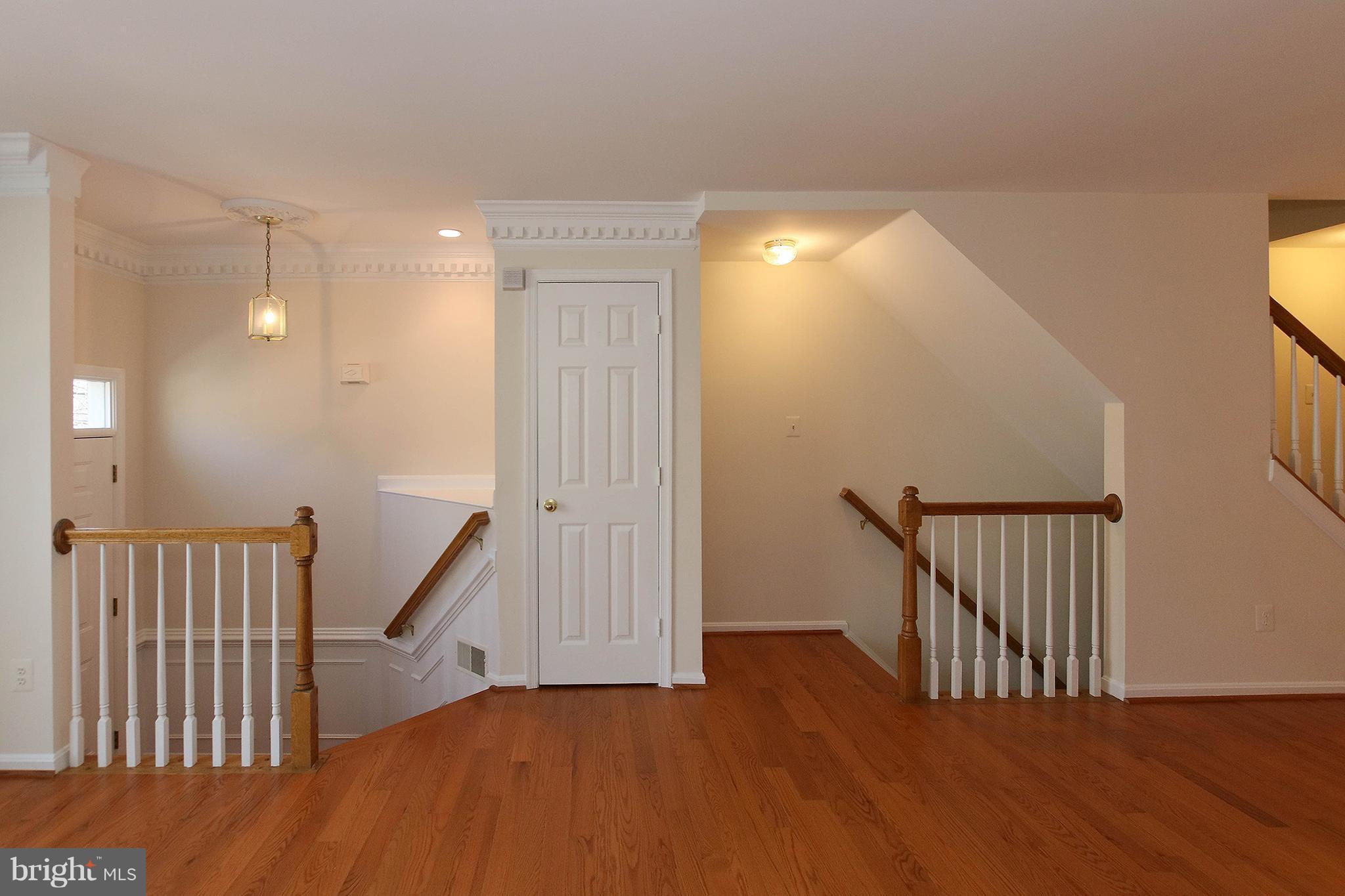 2412 Hay Rake Court Herndon, VA 20171 - Photo 3 of 30 Living Room