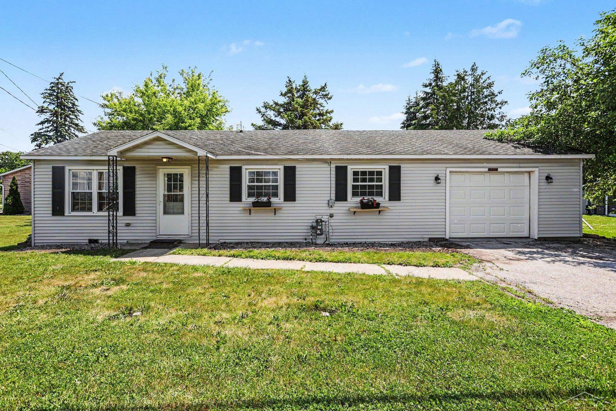 4559 2 Mile Road Bay City, MI 48706 - Photo 13 of 17