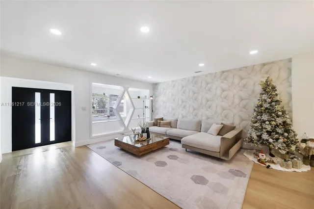 $1,295,000 | 45 Northeast 124th Terrace, North Miami, FL 33161