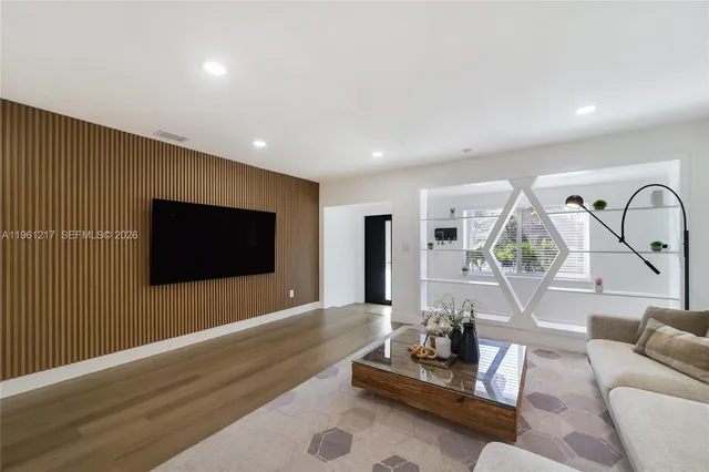 $1,295,000 | 45 Northeast 124th Terrace, North Miami, FL 33161