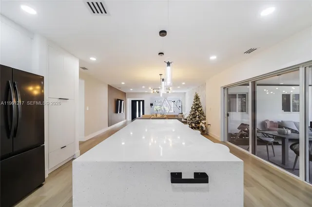 $1,295,000 | 45 Northeast 124th Terrace, North Miami, FL 33161