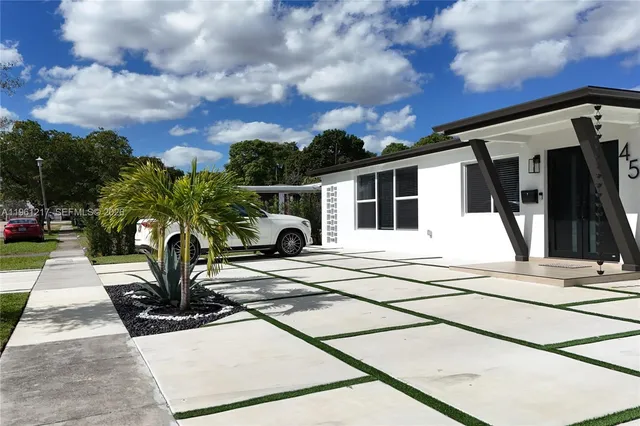 $1,295,000 | 45 Northeast 124th Terrace, North Miami, FL 33161