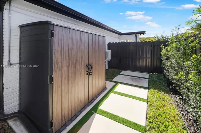 $1,295,000 | 45 Northeast 124th Terrace, North Miami, FL 33161