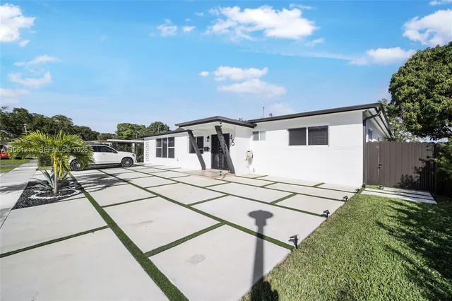 $1,295,000 | 45 Northeast 124th Terrace, North Miami, FL 33161