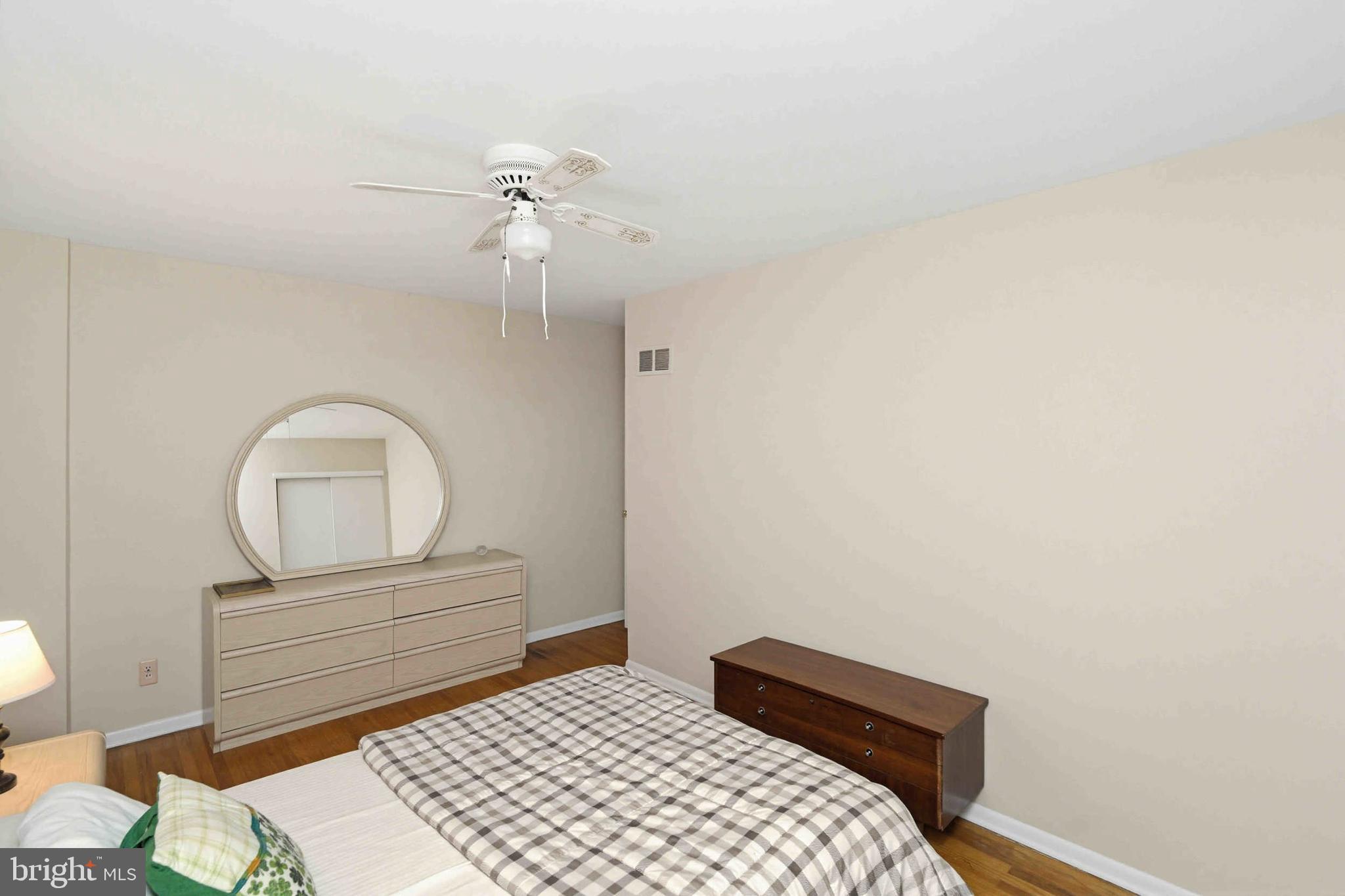 11849 Sewell Road Philadelphia, PA 19116 - Photo 28 of 42 Gallery Image 28