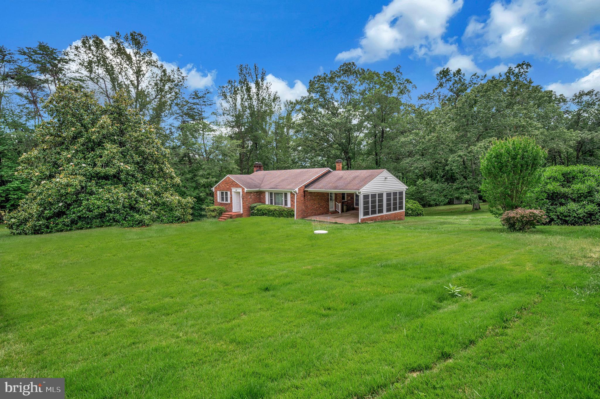 857 Mountain View Road Fredericksburg, VA 22406 - Photo 2 of 43 sits on 4 acres