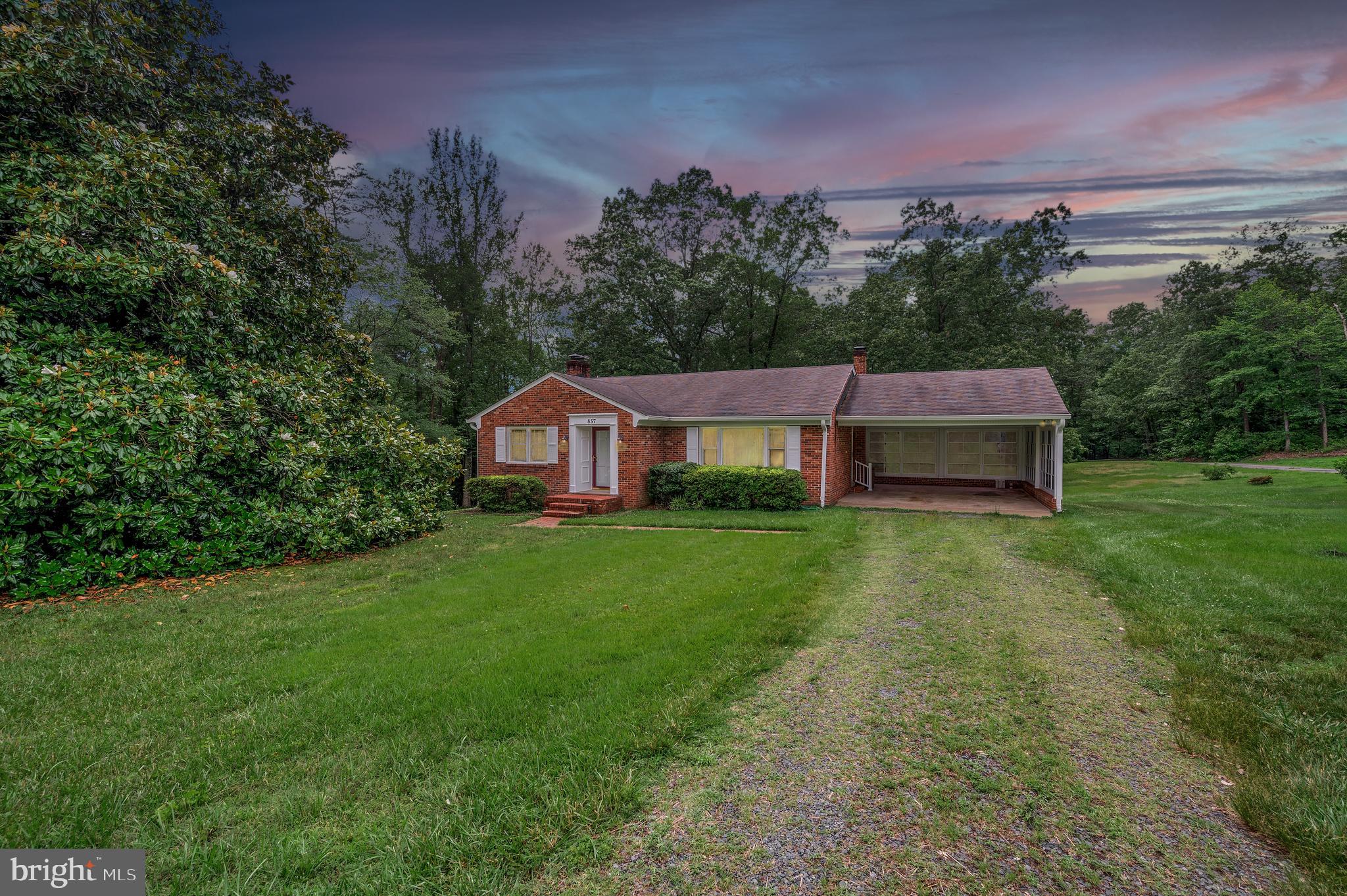 857 Mountain View Road Fredericksburg, VA 22406 - Photo 43 of 43 Just waiting for you