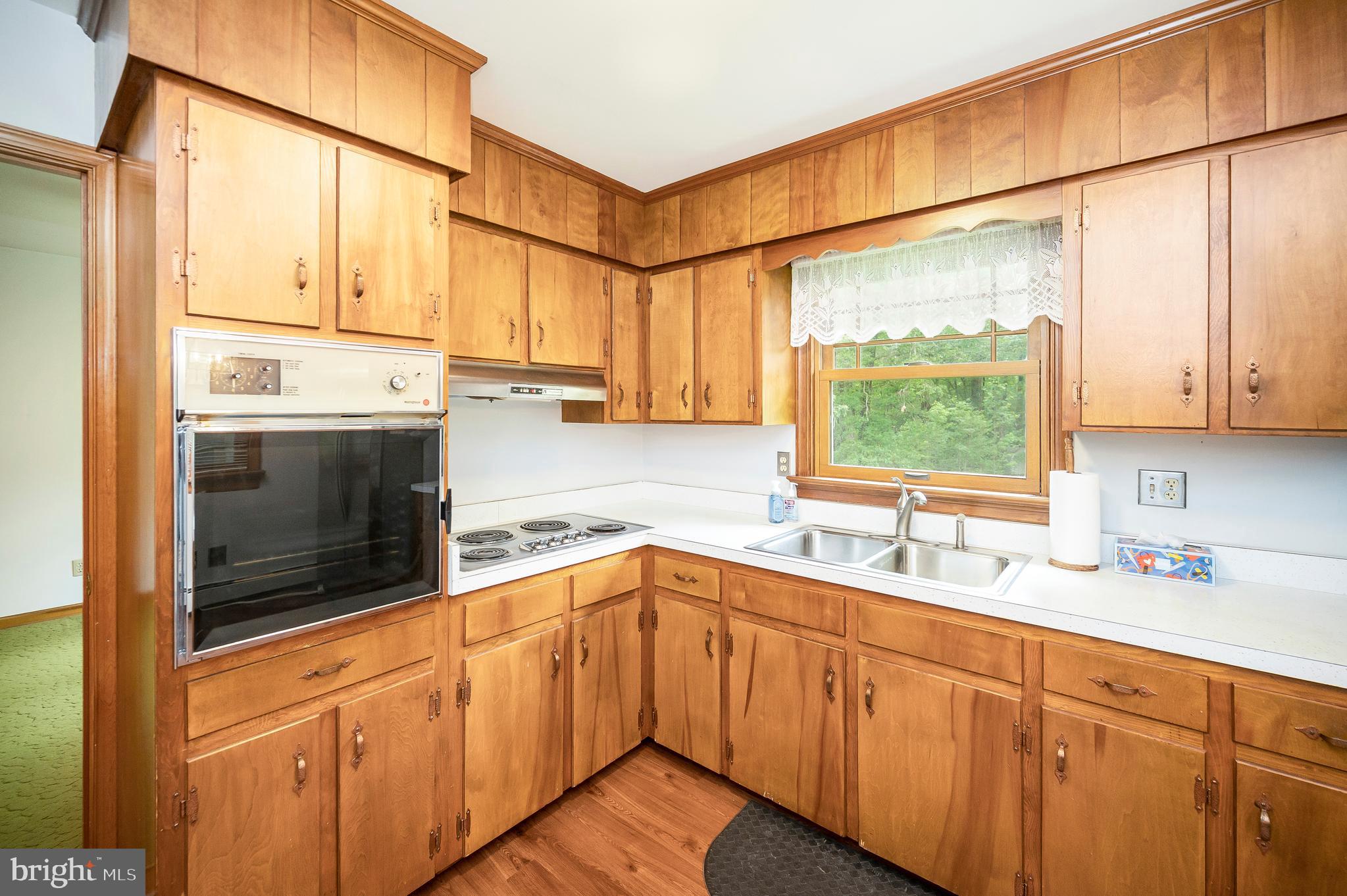 857 Mountain View Road Fredericksburg, VA 22406 - Photo 10 of 43 cook top & wall over original & working