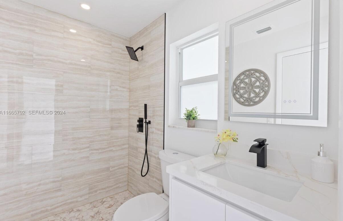 1780 Southwest 12th Street Boca Raton, FL 33486 - Photo 9 of 24 Image 5-11-26 at 8.23 PM (5)