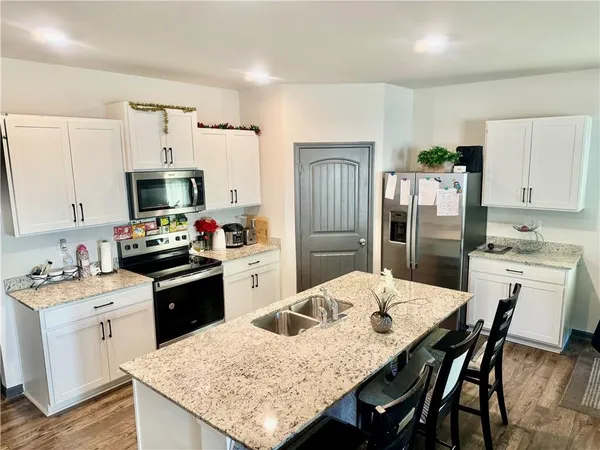 $385,000 | 32 Oak Leaf Drive, Dallas, GA 30132