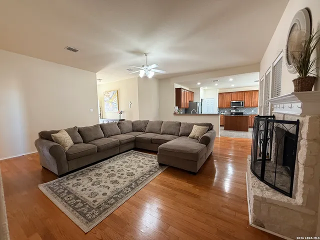 $1,995 | 6113 Merion Way, Schertz, TX 78108