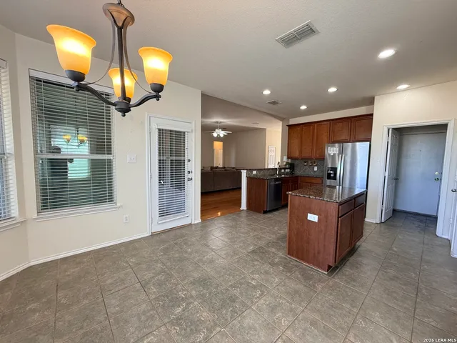 $1,995 | 6113 Merion Way, Schertz, TX 78108