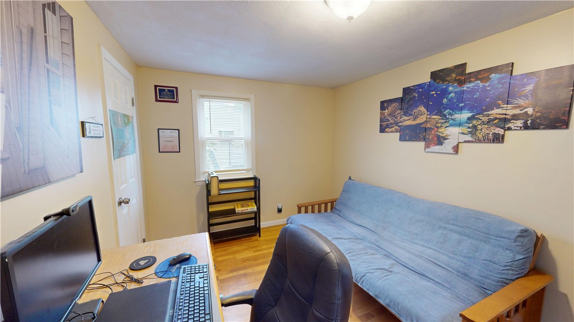 27 Amherst Road Warwick, RI 02889 - Photo 24 of 43