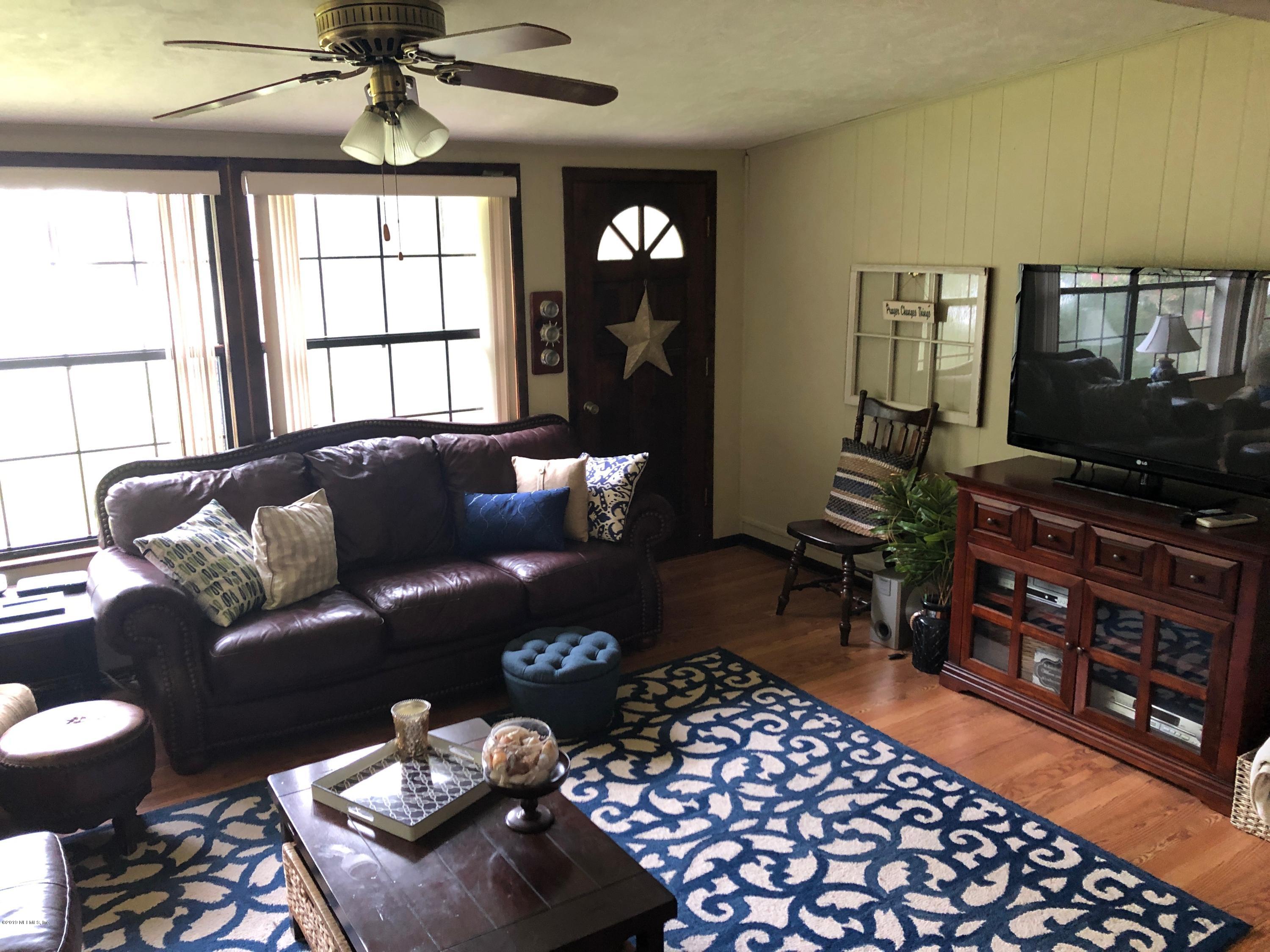 1400 Baden Powell Road Hawthorne, FL 32640 - Photo 10 of 40 Living area