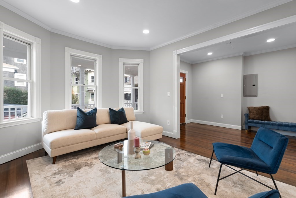 26 Asticou Road, Unit 1 Boston, MA 02130 - Photo 4 of 42 Gallery Image 4