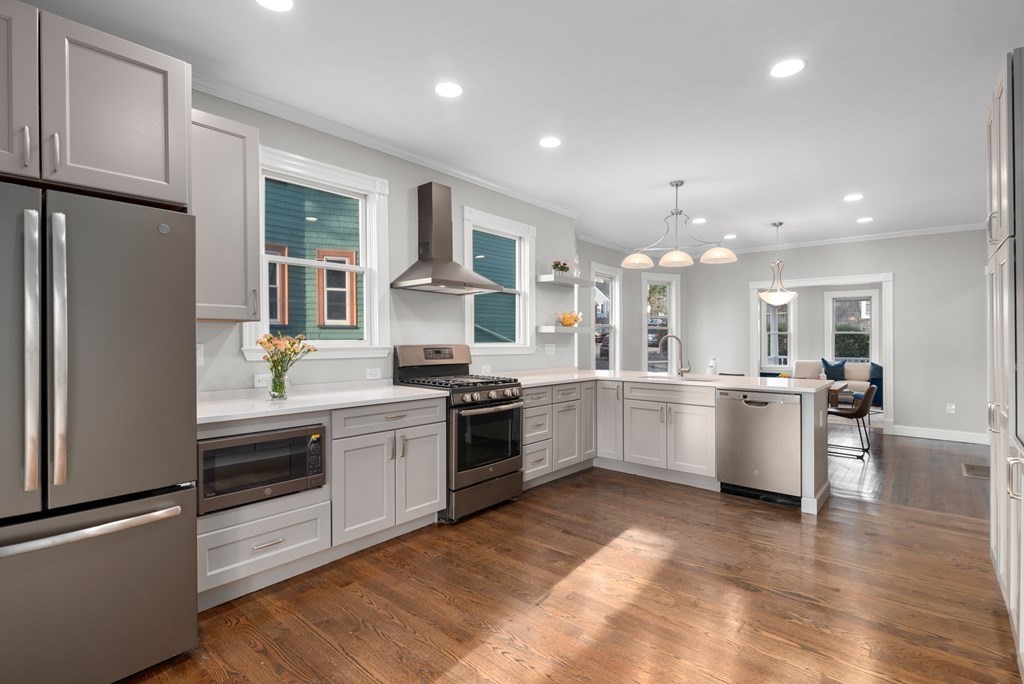 26 Asticou Road, Unit 1 Boston, MA 02130 - Photo 9 of 42 Gallery Image 9