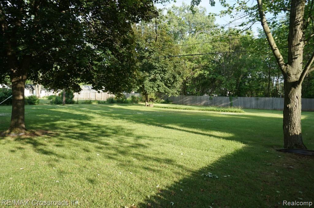 44891 Robson Road Belleville, MI 48111 - Photo 13 of 16 YARD.jpg