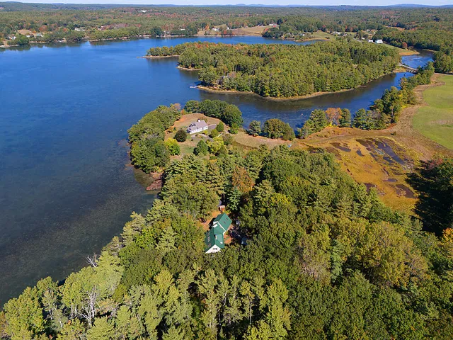 $1,365,000 | 16 Townley Drive, Damariscotta, ME 04543
