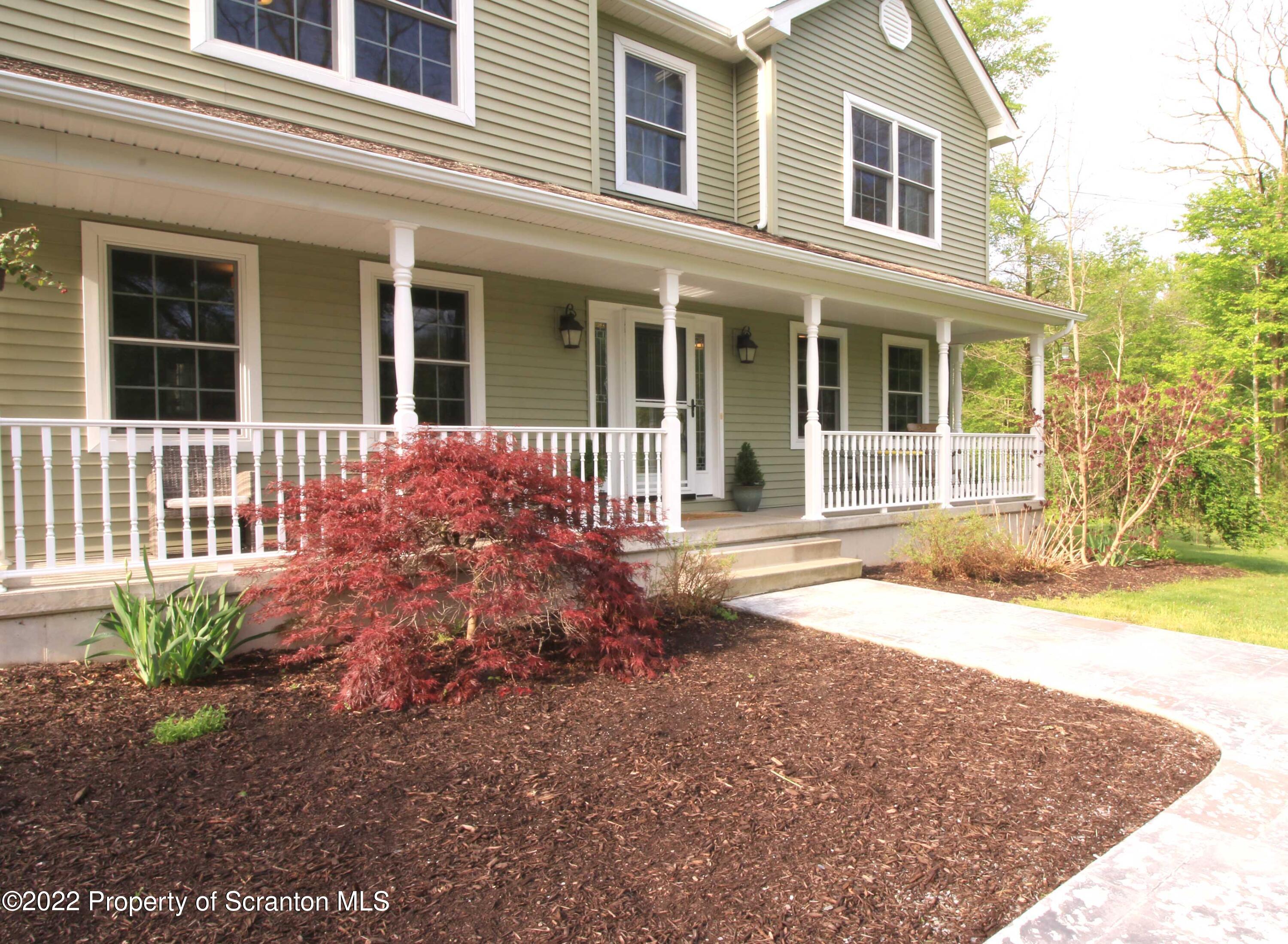 552 Tannery Road Lake Ariel, PA 18436 - Photo 5 of 44 Gallery Image 5
