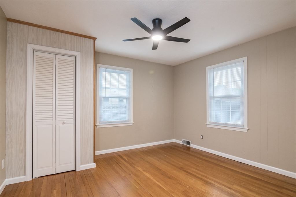 248 Laconia Street Springfield, MA 01129 - Photo 11 of 20