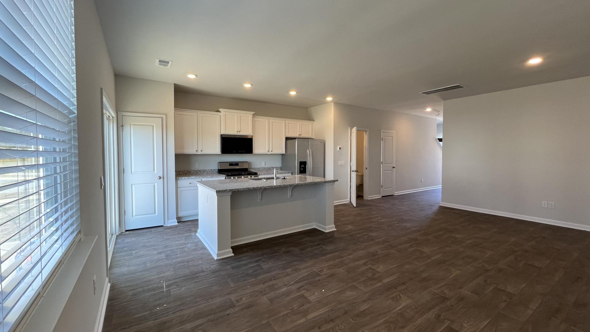 145 Yarrow Way Moncks Corner, SC 29461 - Photo 9 of 32 Duncan_4