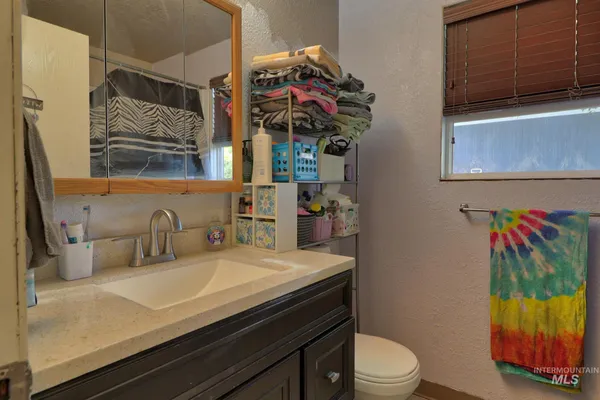 $350,000 | 130 Morris Court, Kuna, ID 83634