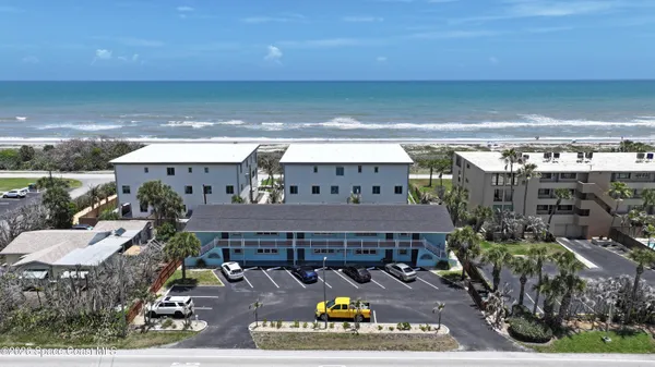 $239,900 | 1011 South Miramar Avenue, Unit UNT6, Indialantic, FL 32903