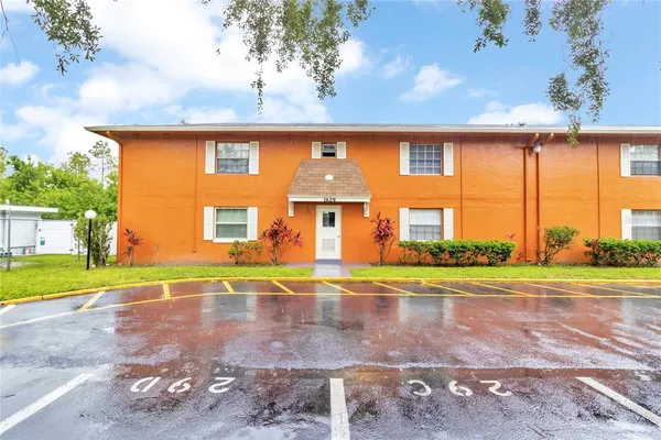 $1,050 | 1629 West Oak Ridge Road, Unit 1629D, Orlando, FL 32809