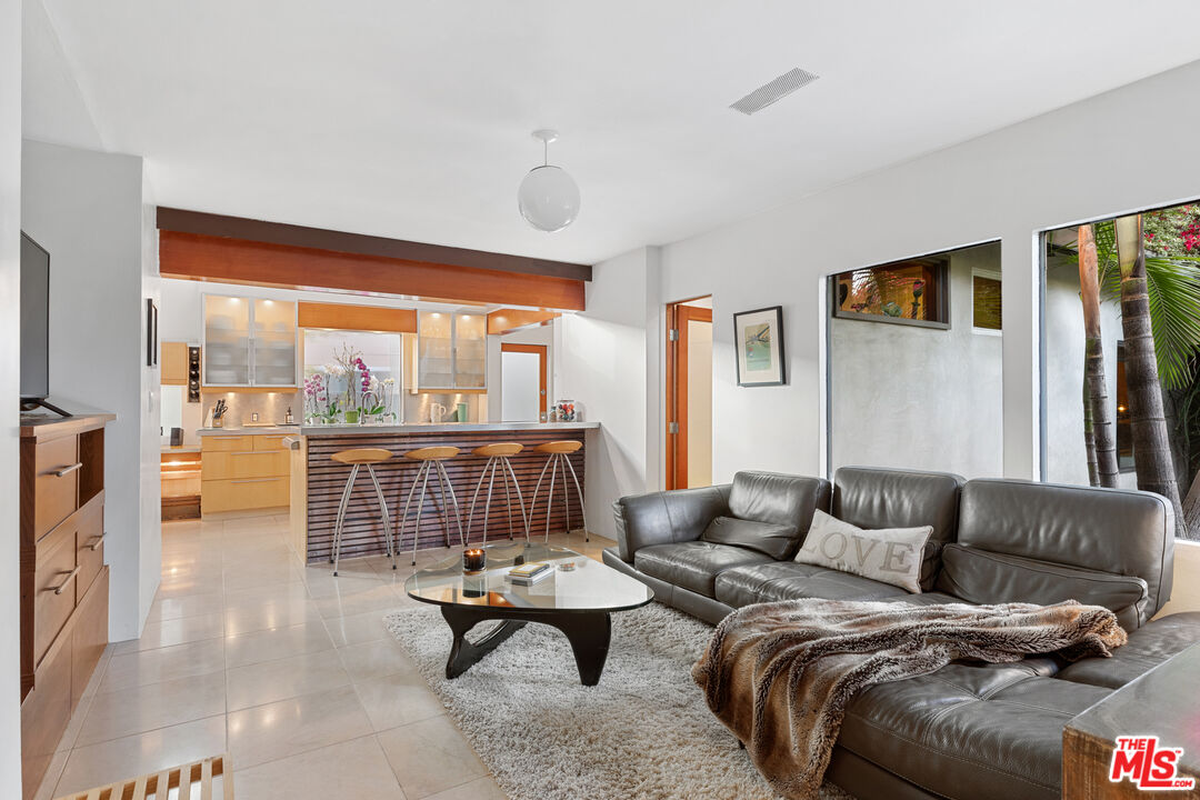 14840 Sunset Boulevard Pacific Palisades, CA 90272 - Photo 9 of 33