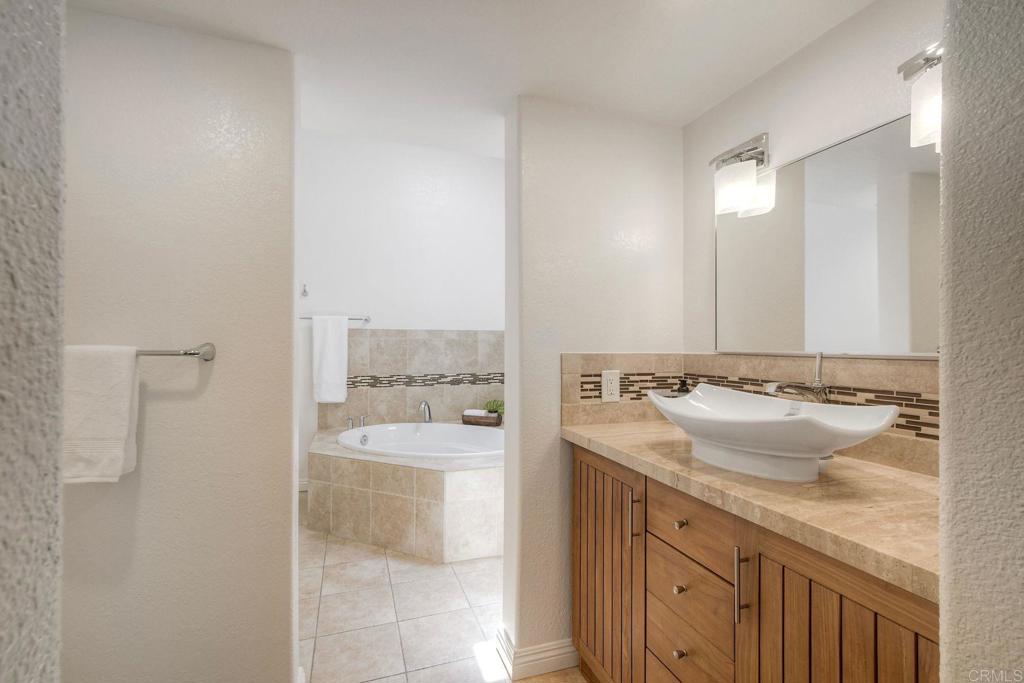 4710 Majorca Way Oceanside, CA 92056 - Photo 23 of 42 A very spacious soaking tub.
