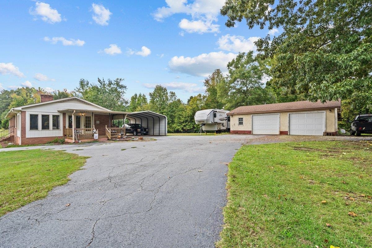 1263 Penland Road Laurens, SC 29360 - Photo 17 of 40 Gallery Image 17