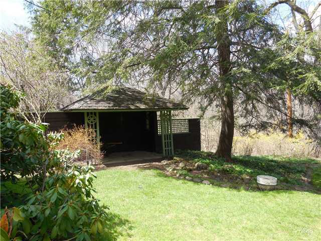 3 Castle Park Rochester, NY 14620 - Photo 11 of 25 Exterior Back Tea gazabo