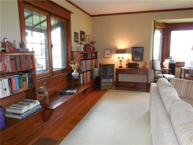3 Castle Park Rochester, NY 14620 - Photo 5 of 25 Living Room Another view of living room