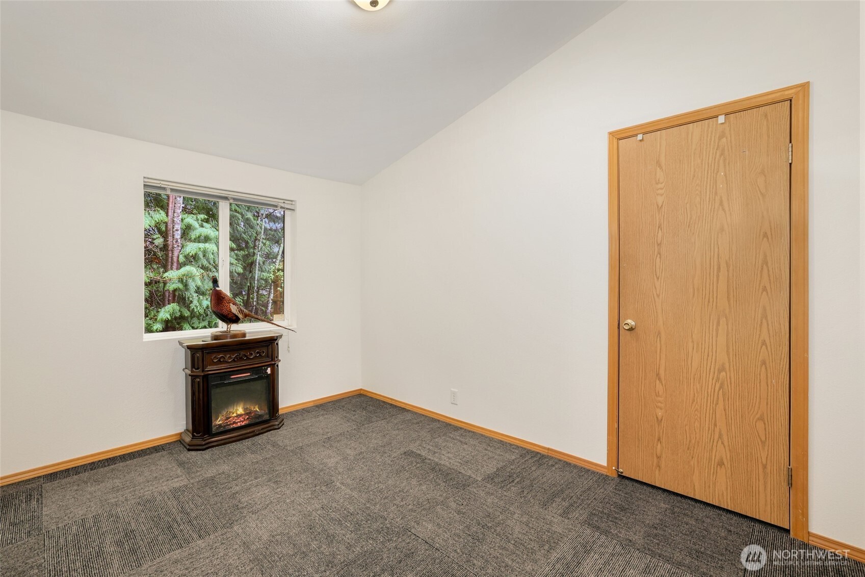 18226 Southeast 164th Street Renton, WA 98058 - Photo 12 of 36