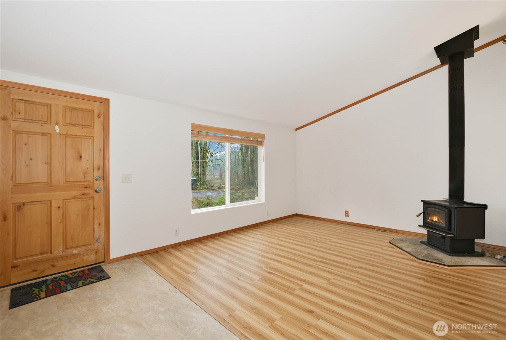 18226 Southeast 164th Street Renton, WA 98058 - Photo 3 of 36
