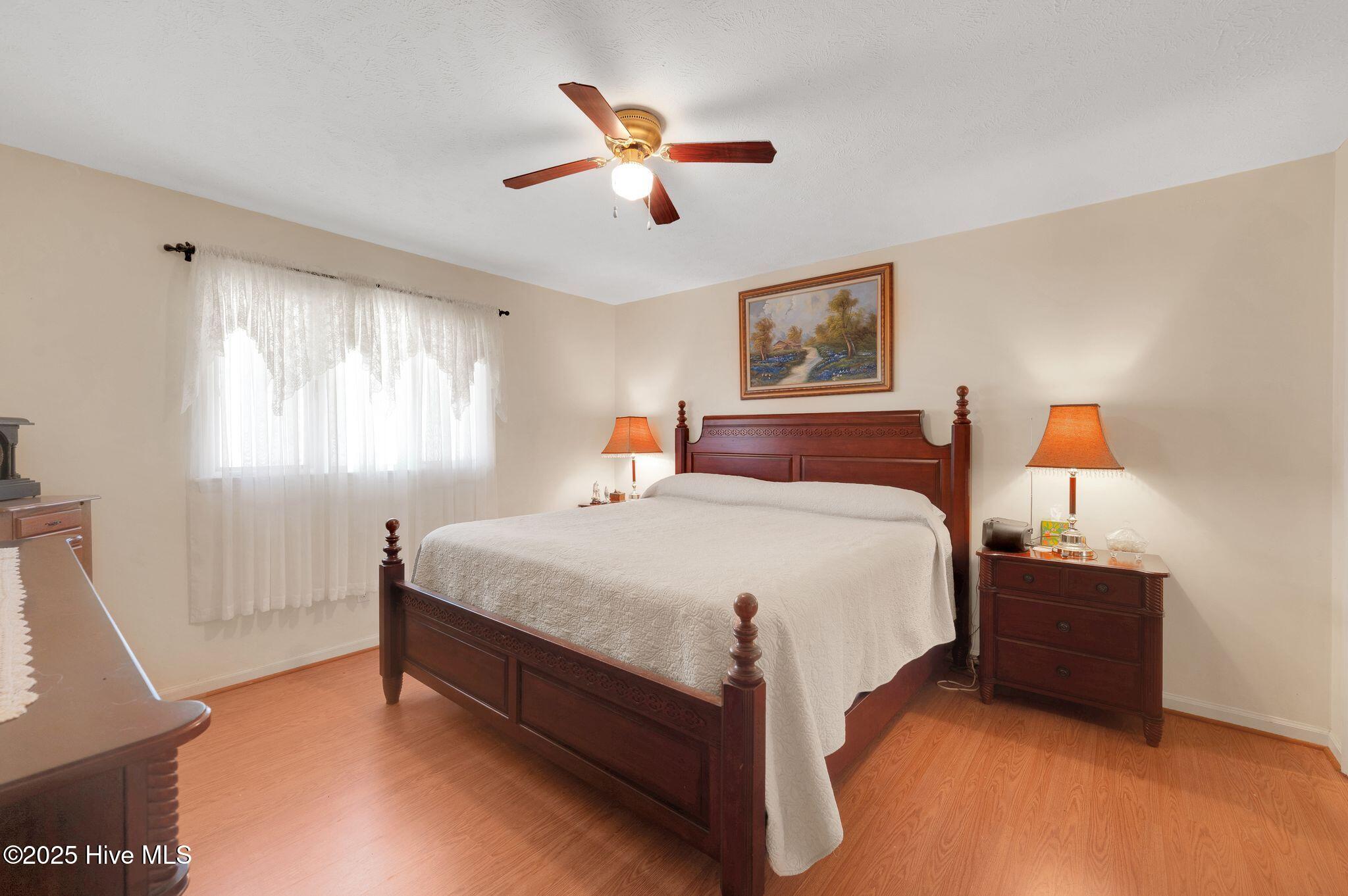 320 Pinecrest Drive Chadbourn, NC 28431 - Photo 5 of 30 320_Pinecrest_Dr_Chadbourn_NC_28431_USA-