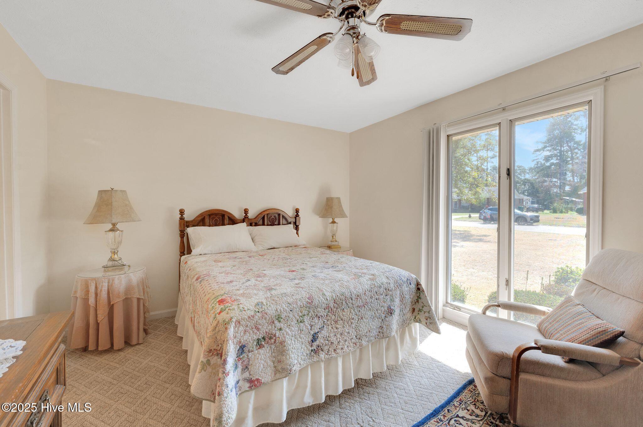 320 Pinecrest Drive Chadbourn, NC 28431 - Photo 7 of 30 320_Pinecrest_Dr_Chadbourn_NC_28431_USA-