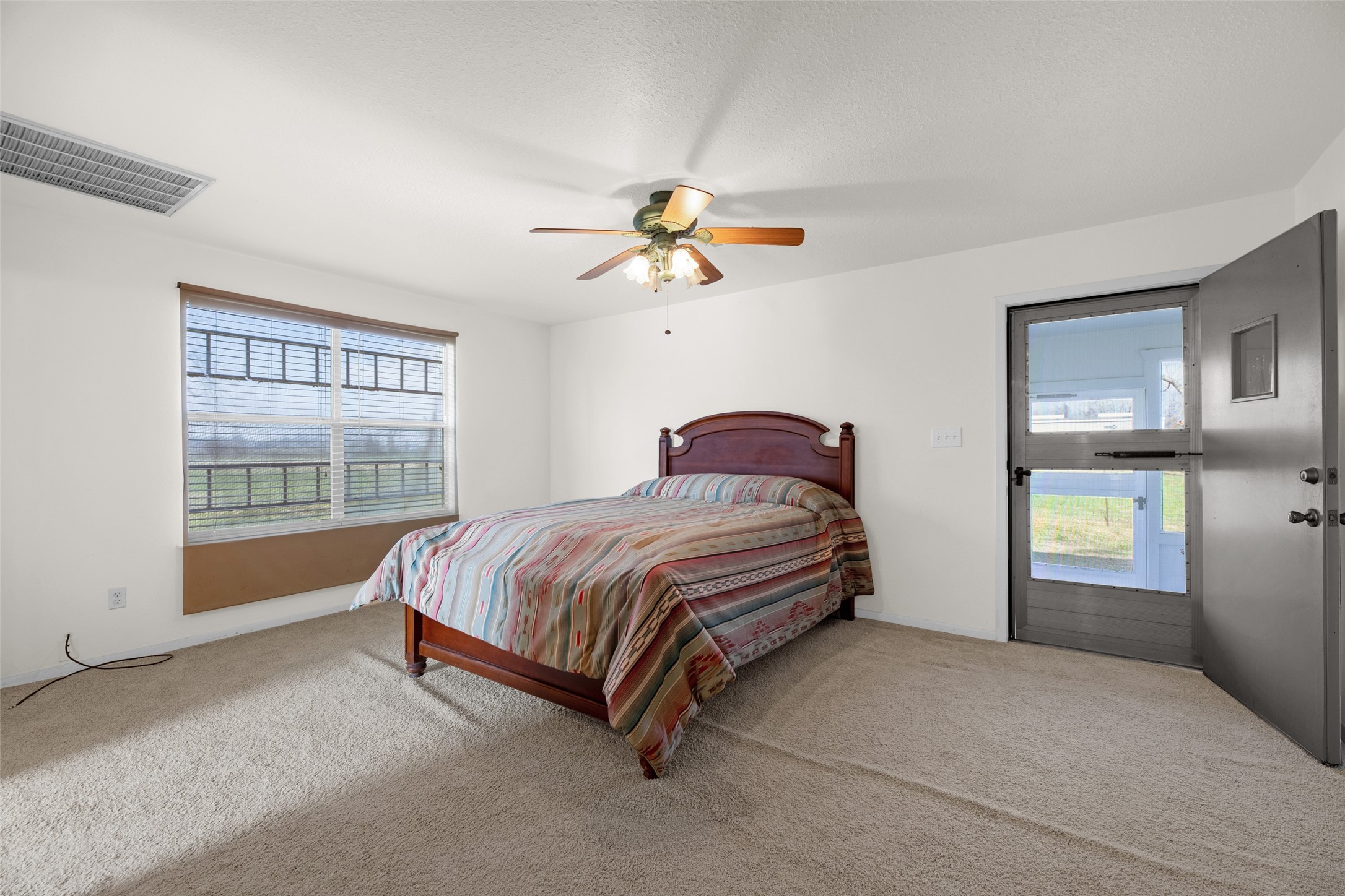 8439 Fm 442 Boling, TX 77420 - Photo 14 of 49