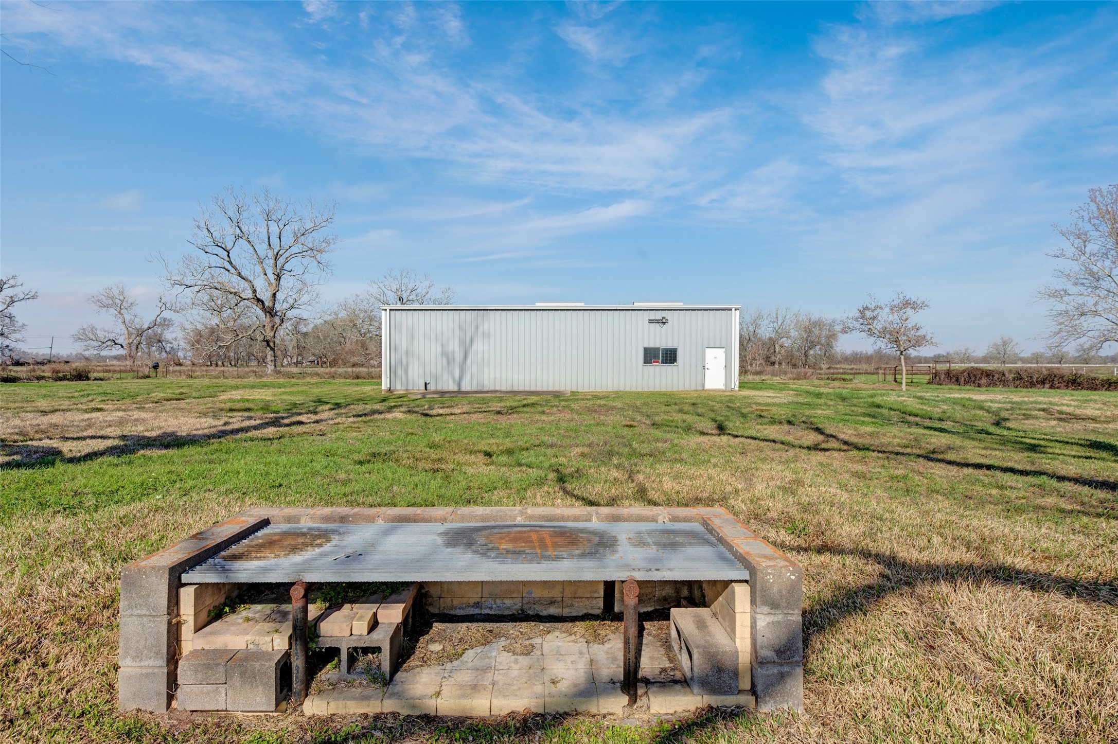 8439 Fm 442 Boling, TX 77420 - Photo 34 of 49