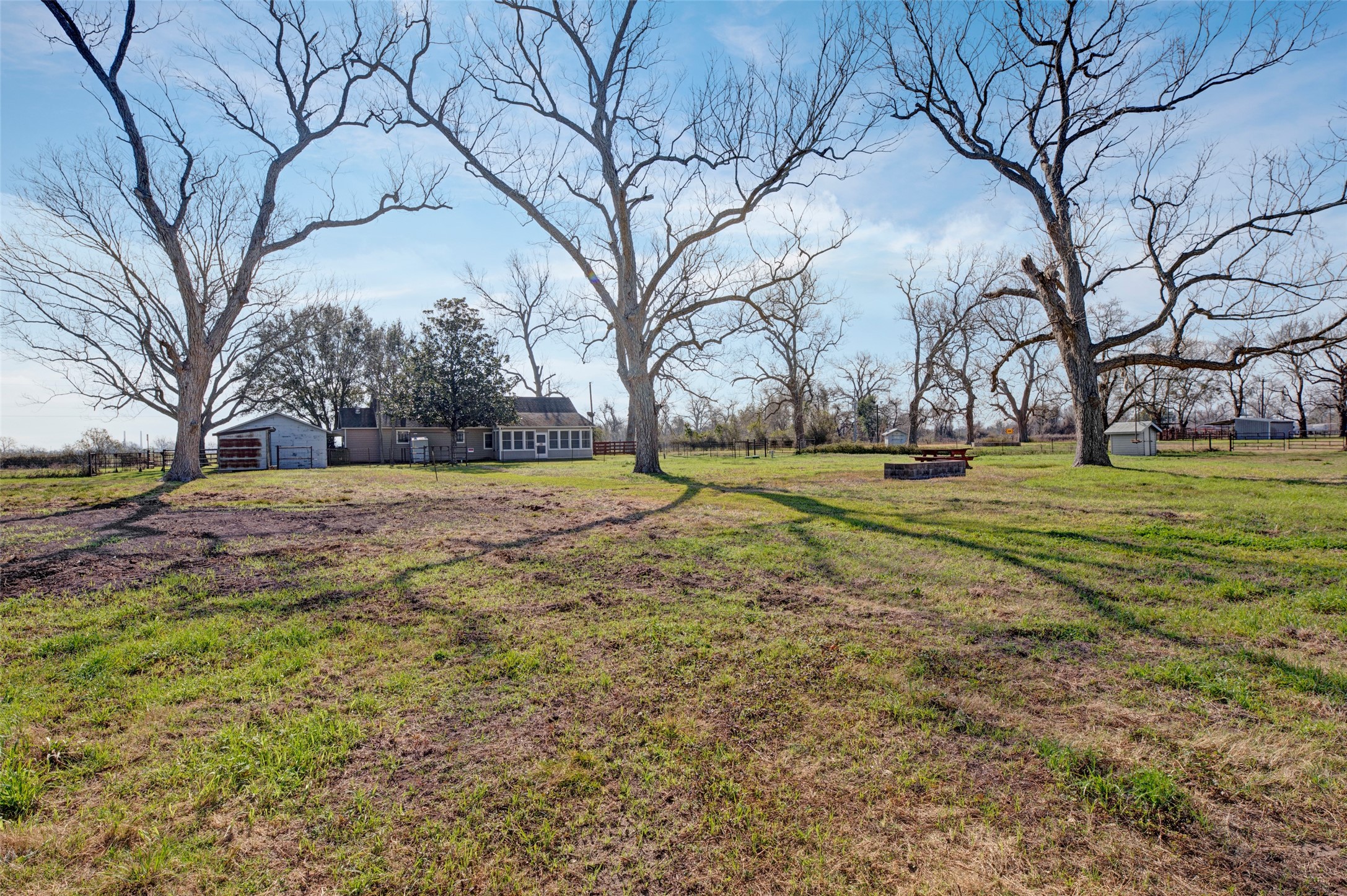 8439 Fm 442 Boling, TX 77420 - Photo 38 of 49