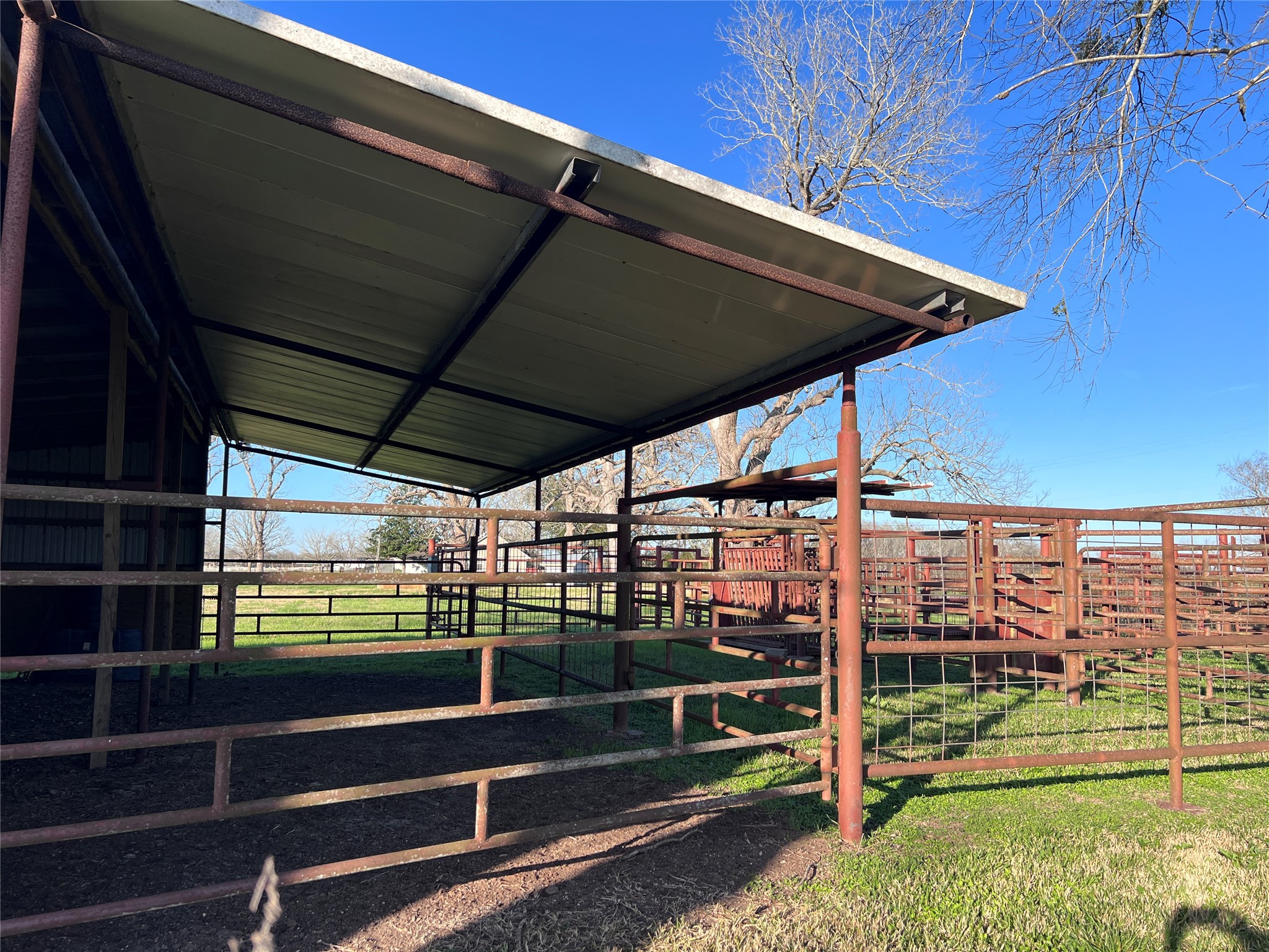 8439 Fm 442 Boling, TX 77420 - Photo 43 of 49