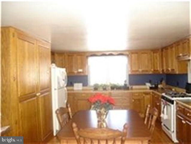 6669 Erly Road Elliottsburg, PA 17024 - Photo 6 of 16 Gallery Image 6