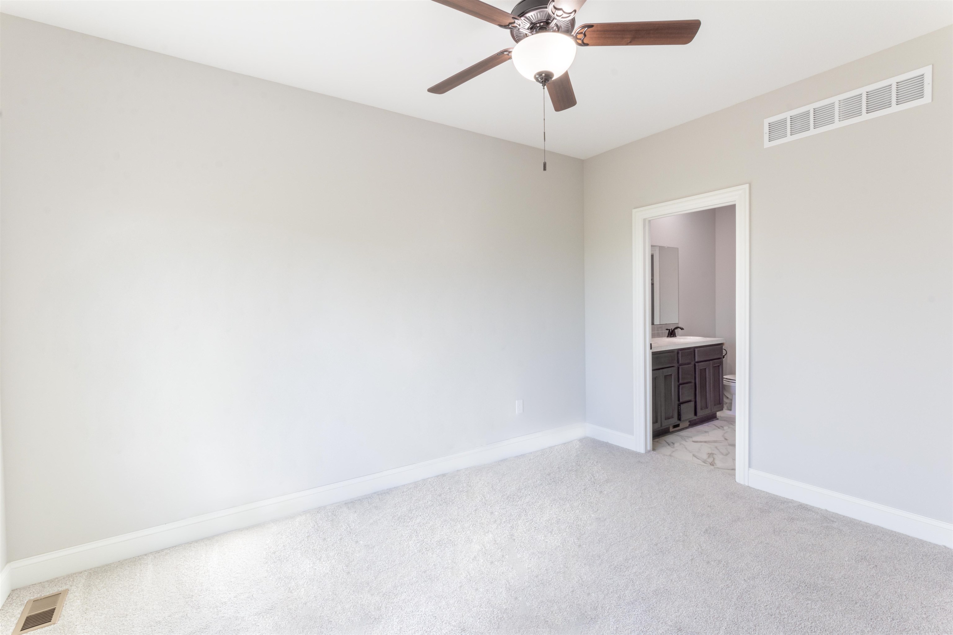 889 North Cloverleaf Street Goddard, KS 67052 - Photo 12 of 30